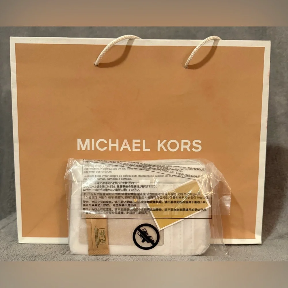 🤍MICHAEL MICHAEL KORS🤍Optic White Jet Set Travel Sm Top Zip Coin Pouch w/ID/NWT
